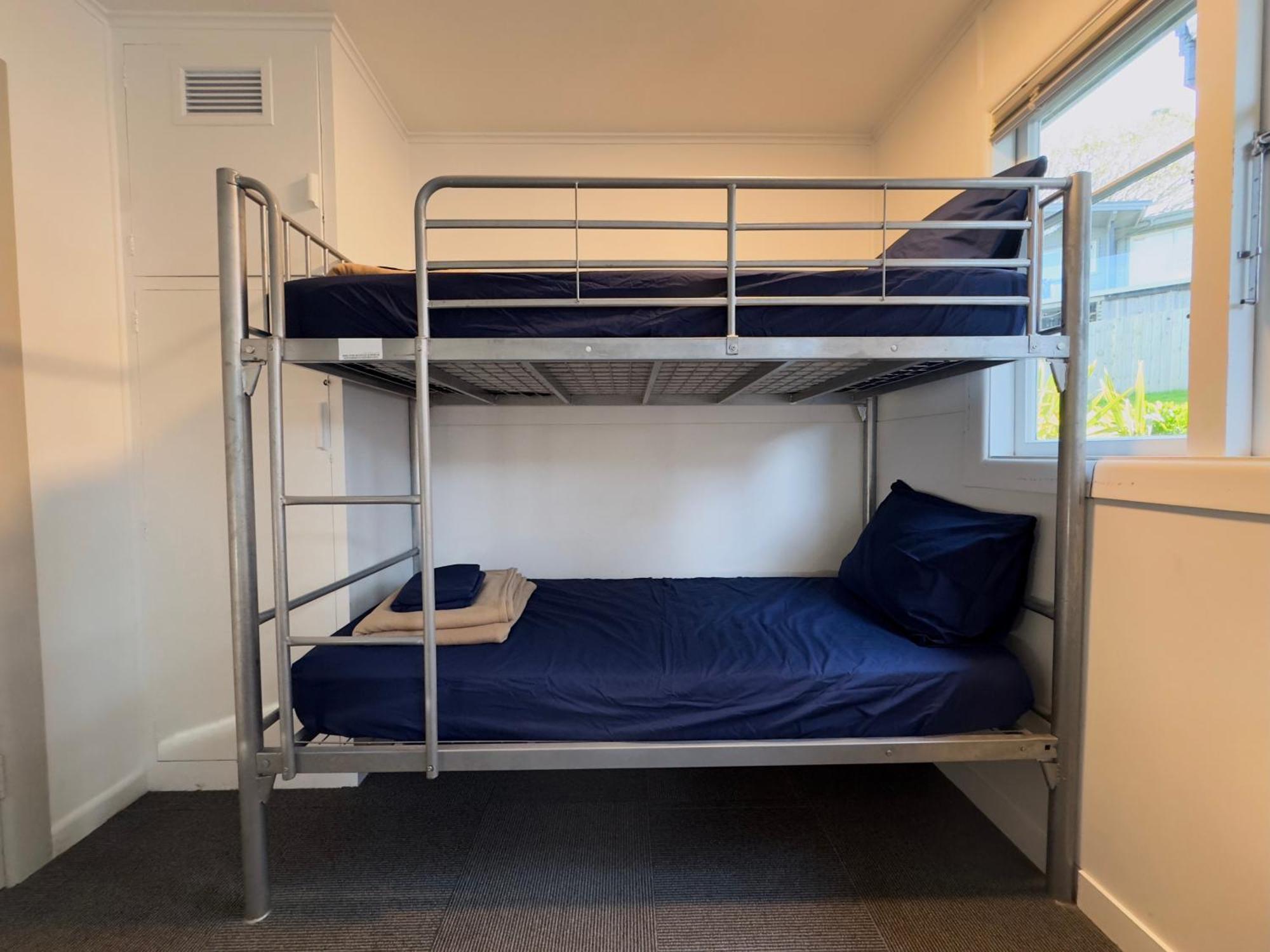 Waiheke Backpackers Hostel Onetangi Dış mekan fotoğraf